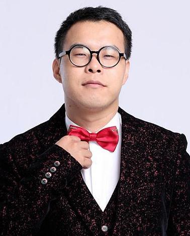 中国喜剧男演员的魅力探寻，探寻喜剧的黄金魅力